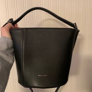 Matt & Nat Small Bucket Bag